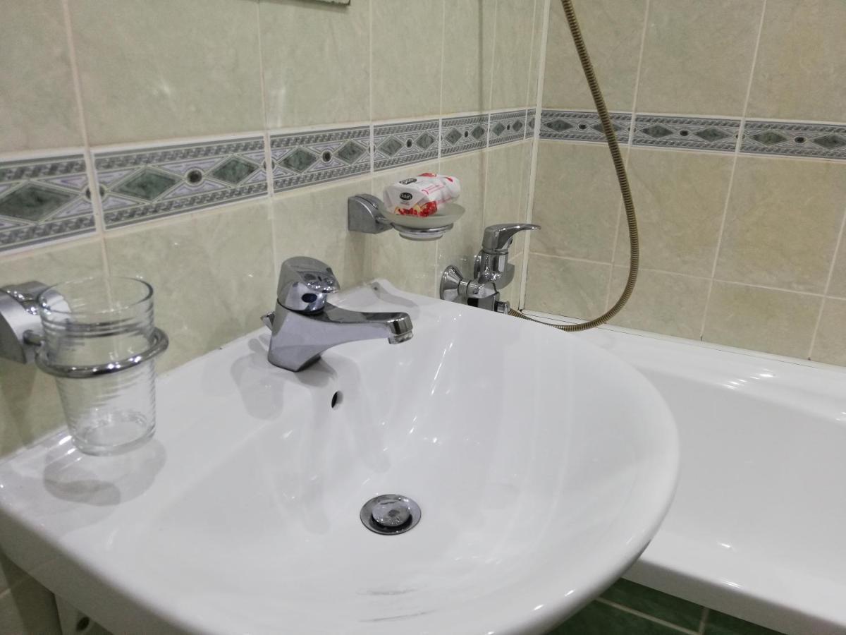 15 Minutes From The Beach And City Center 7 Minutes From The Airport Riga Luaran gambar
